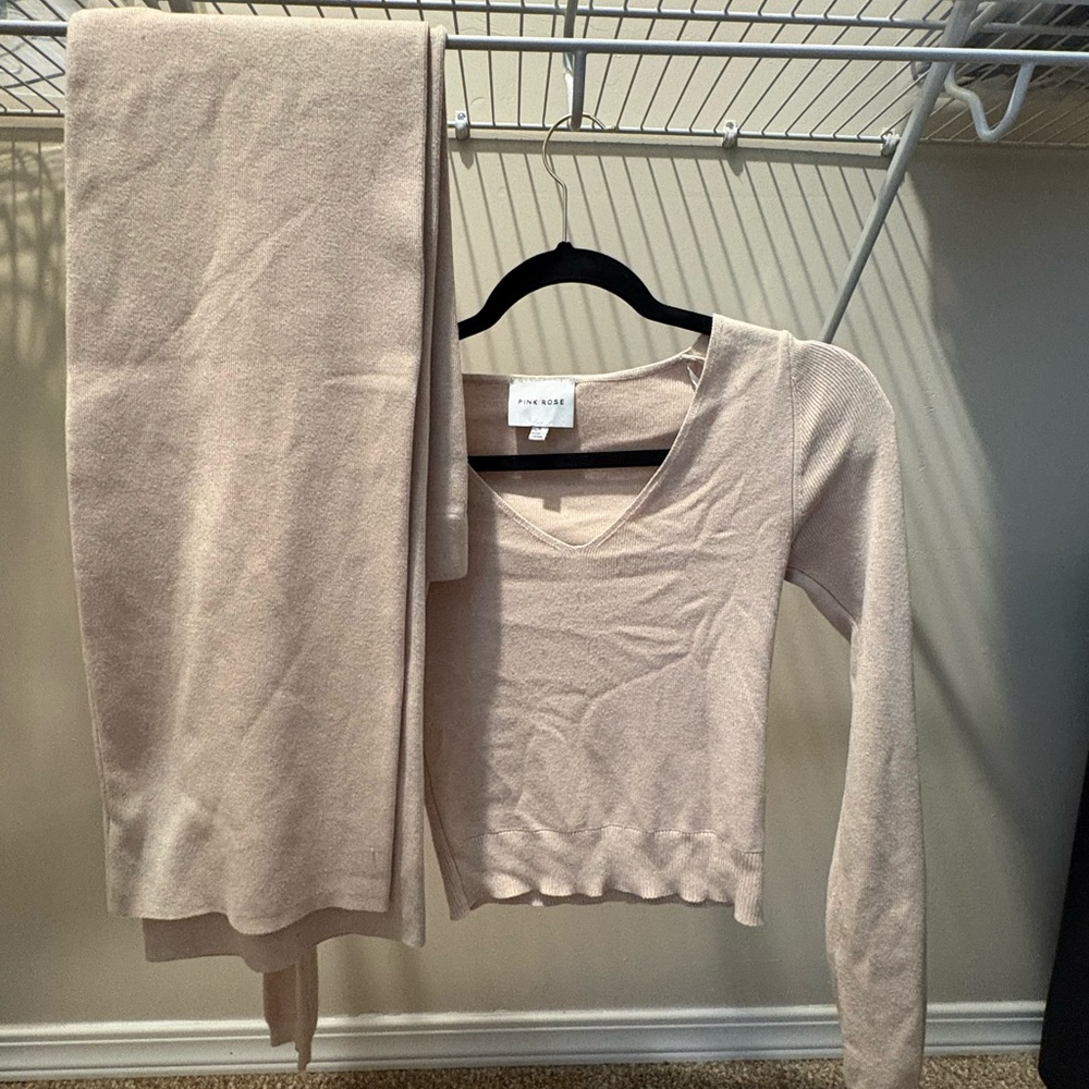 Pink Rose Beige Knit Apparel